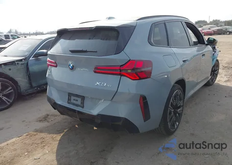 2025 BMW X3 30 xDrive z USA, uszkodzony, nr VIN 5UX53GP04S9Y28447